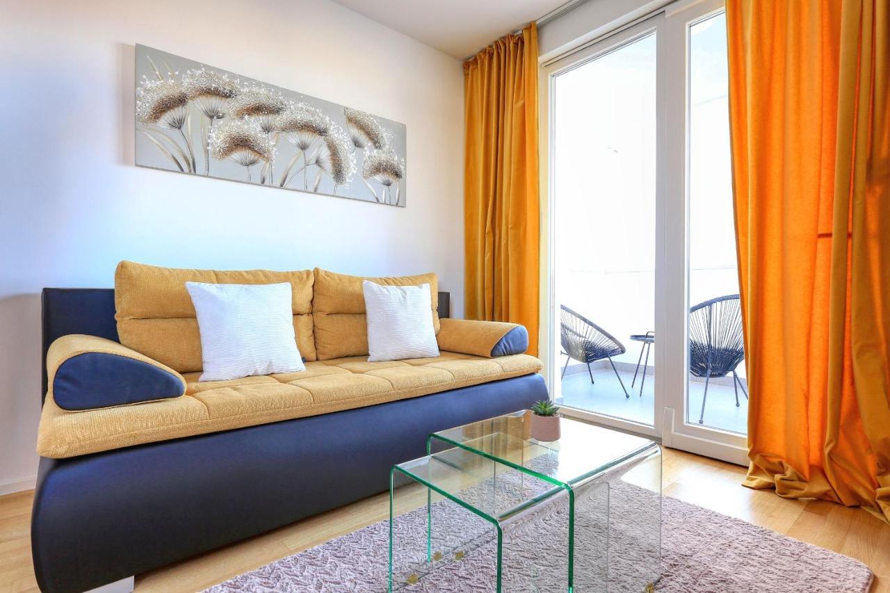 Barbara With Private Parking In The Garage Apartment Zadar Luaran gambar