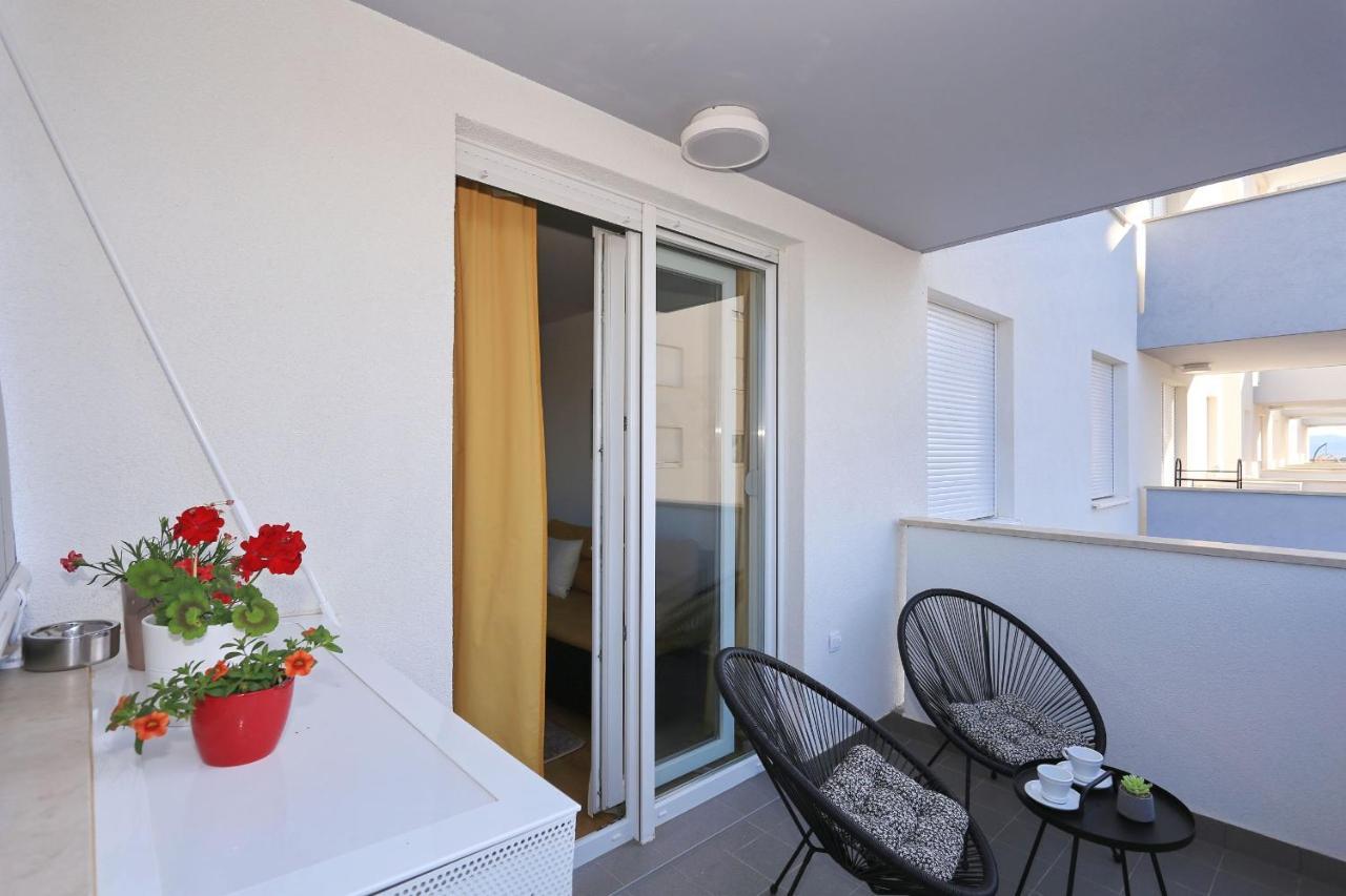 Barbara With Private Parking In The Garage Apartment Zadar Luaran gambar